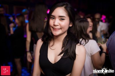 Flash Friday ที่ เซ ลา วี — photo 67