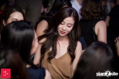 Flash Friday ที่ เซ ลา วี — photo 96