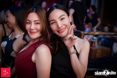 Flash Friday ที่ เซ ลา วี — photo 125