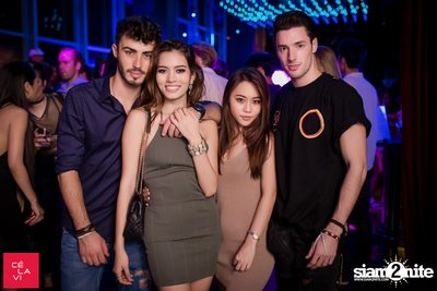Flash Friday ที่ เซ ลา วี — photo 143