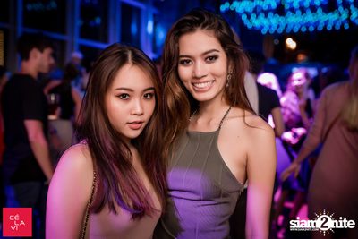 Flash Friday ที่ เซ ลา วี — photo 145