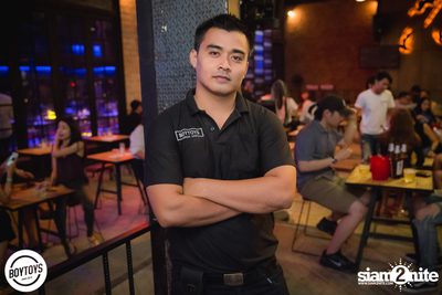 Oat Pramote at Boytoys Bar — photo 4