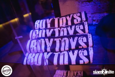 Oat Pramote at Boytoys Bar — photo 7