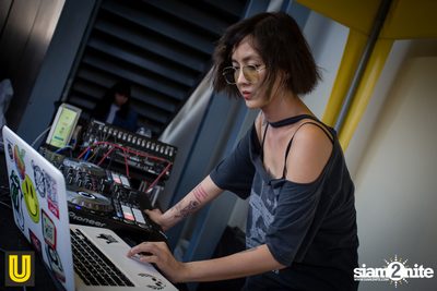 Dek Tape: 90's Alternative Concert at JJ Mall — photo 25