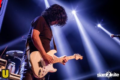 Dek Tape: 90's Alternative Concert at JJ Mall — photo 256