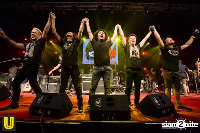 Dek Tape: 90's Alternative Concert at JJ Mall — photo 268
