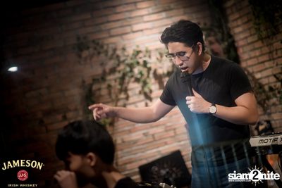 คืนวันพุธ ที่ร้าน เท เอกมัย — photo 14