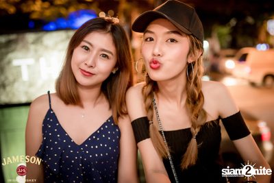 คืนวันพุธ ที่ร้าน เท เอกมัย — photo 29