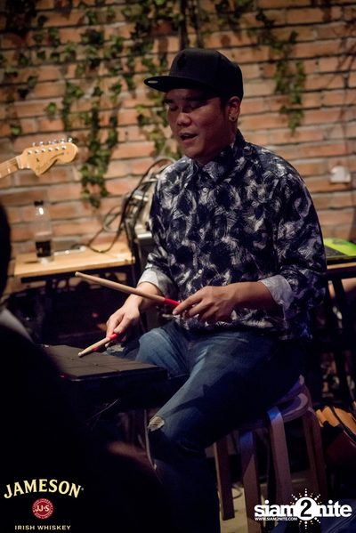 คืนวันพุธ ที่ร้าน เท เอกมัย — photo 39