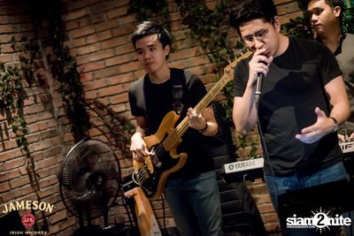 คืนวันพุธ ที่ร้าน เท เอกมัย — photo 40