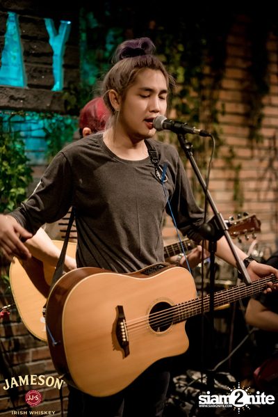 คืนวันพุธ ที่ร้าน เท เอกมัย — photo 61