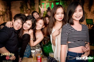 คืนวันพุธ ที่ร้าน เท เอกมัย — photo 69