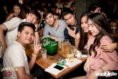 คืนวันพุธ ที่ร้าน เท เอกมัย — photo 72