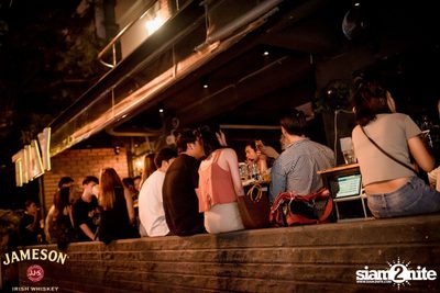 คืนวันพุธ ที่ร้าน เท เอกมัย — photo 97