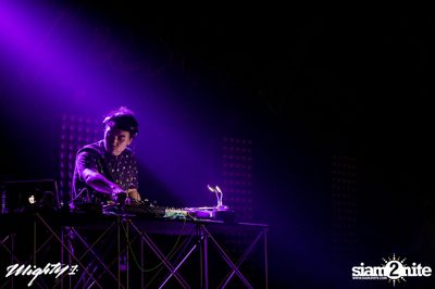 Tuxedo Live in Bangkok at Srp5 Studio — photo 75