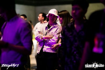 Tuxedo Live in Bangkok at Srp5 Studio — photo 83