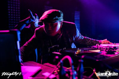 Tuxedo Live in Bangkok at Srp5 Studio — photo 117