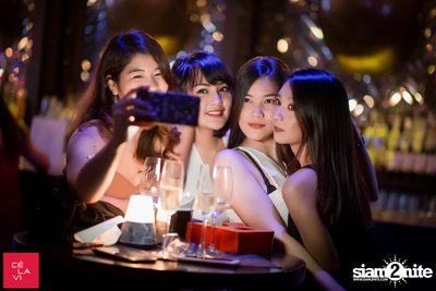 Crush Wednesdays ที่ เซ ลา วี — photo 10