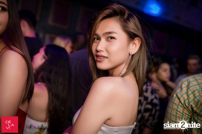 Crush Wednesdays ที่ เซ ลา วี — photo 107