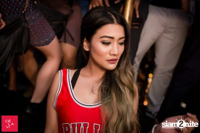 Crush Wednesdays ที่ เซ ลา วี — photo 126
