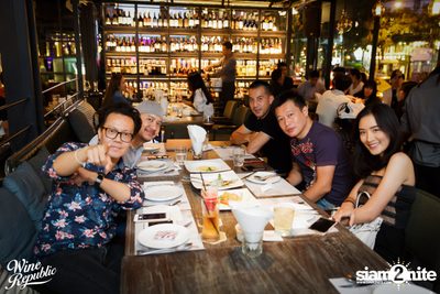Friday Night at Wine Republic Thonglor — photo 27