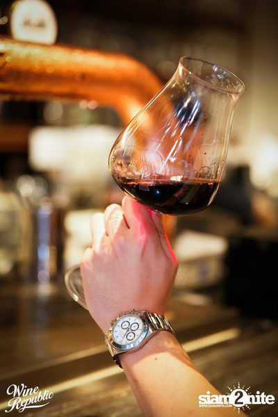Friday Night at Wine Republic Thonglor — photo 44