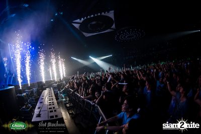 Chang Music Connection นำเสนอ Slot Machine The Mothership Live — photo 49