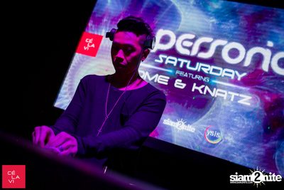 Supersonic Saturdays กับ Ome & Knatz ที่ เซ ลา วี — photo 29