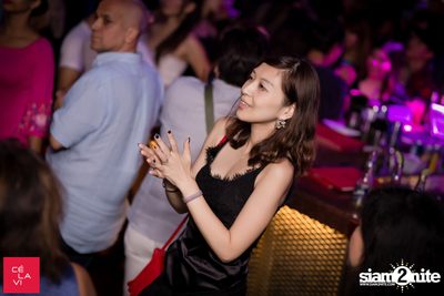 Supersonic Saturdays กับ Ome & Knatz ที่ เซ ลา วี — photo 76