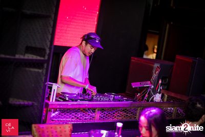 Supersonic Saturdays กับ Ome & Knatz ที่ เซ ลา วี — photo 77