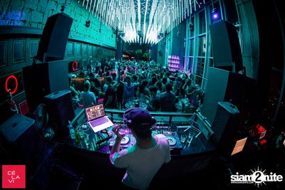 Supersonic Saturdays กับ Ome & Knatz ที่ เซ ลา วี — photo 82
