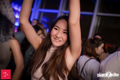 Supersonic Saturdays กับ Ome & Knatz ที่ เซ ลา วี — photo 87