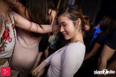 Supersonic Saturdays กับ Ome & Knatz ที่ เซ ลา วี — photo 103