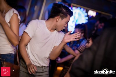 Supersonic Saturdays กับ Ome & Knatz ที่ เซ ลา วี — photo 112