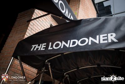 Mayweather Vs. McGregor at The Londoner Brew Pub — photo 5