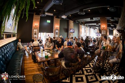 Mayweather Vs. McGregor at The Londoner Brew Pub — photo 21