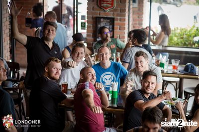 Mayweather Vs. McGregor at The Londoner Brew Pub — photo 25