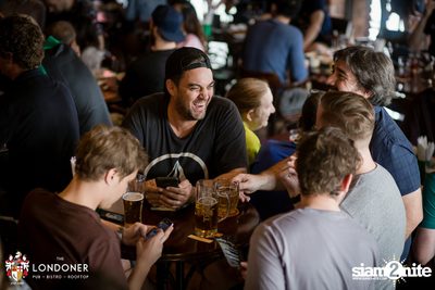 Mayweather Vs. McGregor at The Londoner Brew Pub — photo 26