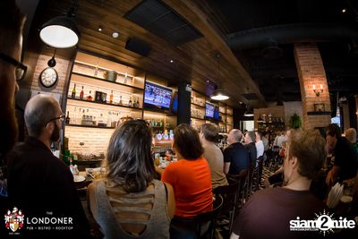 Mayweather Vs. McGregor at The Londoner Brew Pub — photo 57