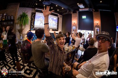 Mayweather Vs. McGregor at The Londoner Brew Pub — photo 62