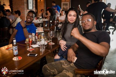 Mayweather Vs. McGregor at The Londoner Brew Pub — photo 70