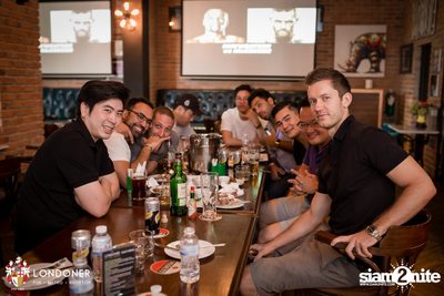 Mayweather Vs. McGregor at The Londoner Brew Pub — photo 76