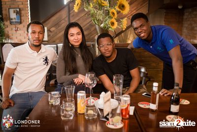 Mayweather Vs. McGregor at The Londoner Brew Pub — photo 80