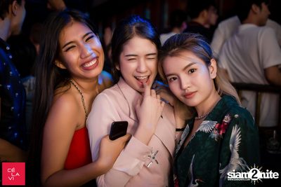 Crush Wednesdays ที่ เซ ลา วี — photo 114