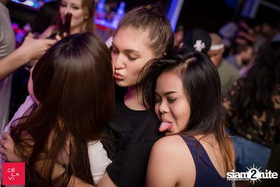 Crush Wednesdays ที่ เซ ลา วี — photo 128