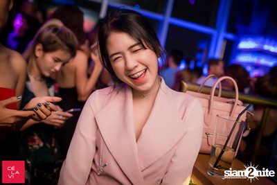 Crush Wednesdays ที่ เซ ลา วี — photo 145