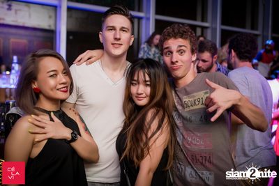 Crush Wednesdays ที่ เซ ลา วี — photo 152