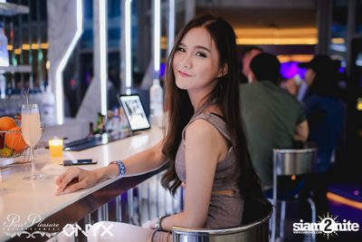 Yves V at ONYX — photo 5