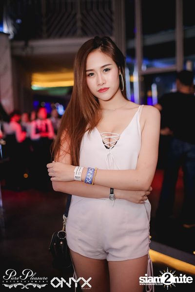 Yves V at ONYX — photo 9