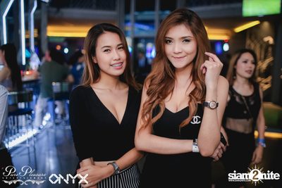 Yves V at ONYX — photo 10